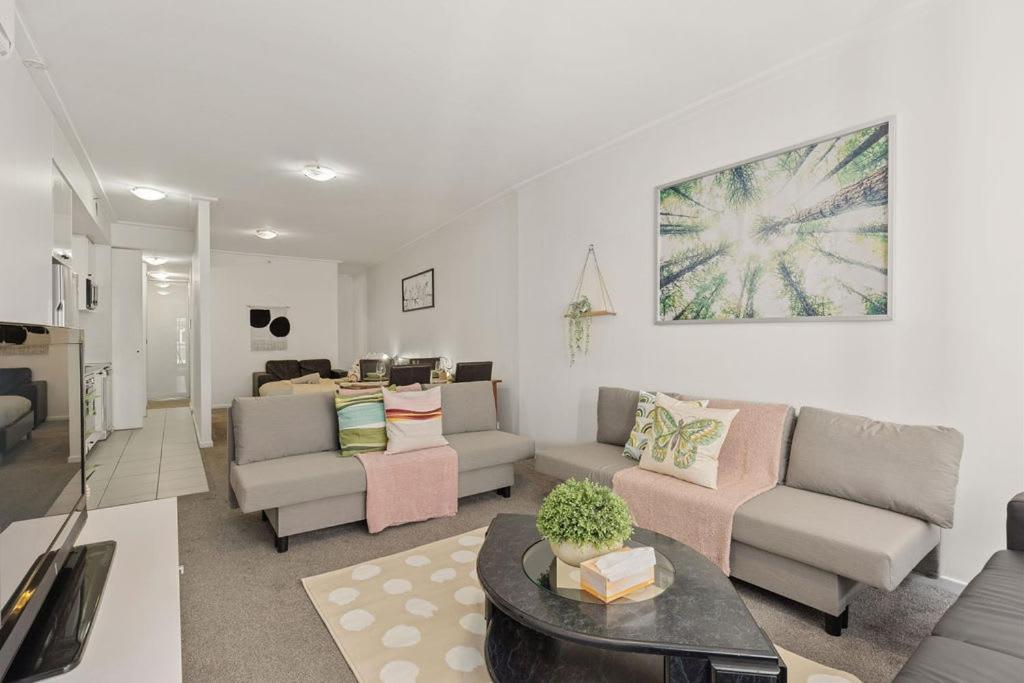 A Cozy For 6 Next To Darling Harbour Apartment Sydney